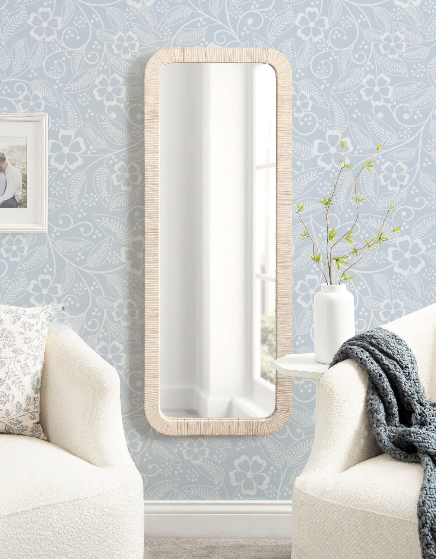 Rahfy Rectangle Framed Wall Mirror